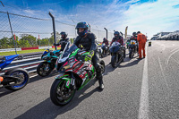 donington-no-limits-trackday;donington-park-photographs;donington-trackday-photographs;no-limits-trackdays;peter-wileman-photography;trackday-digital-images;trackday-photos